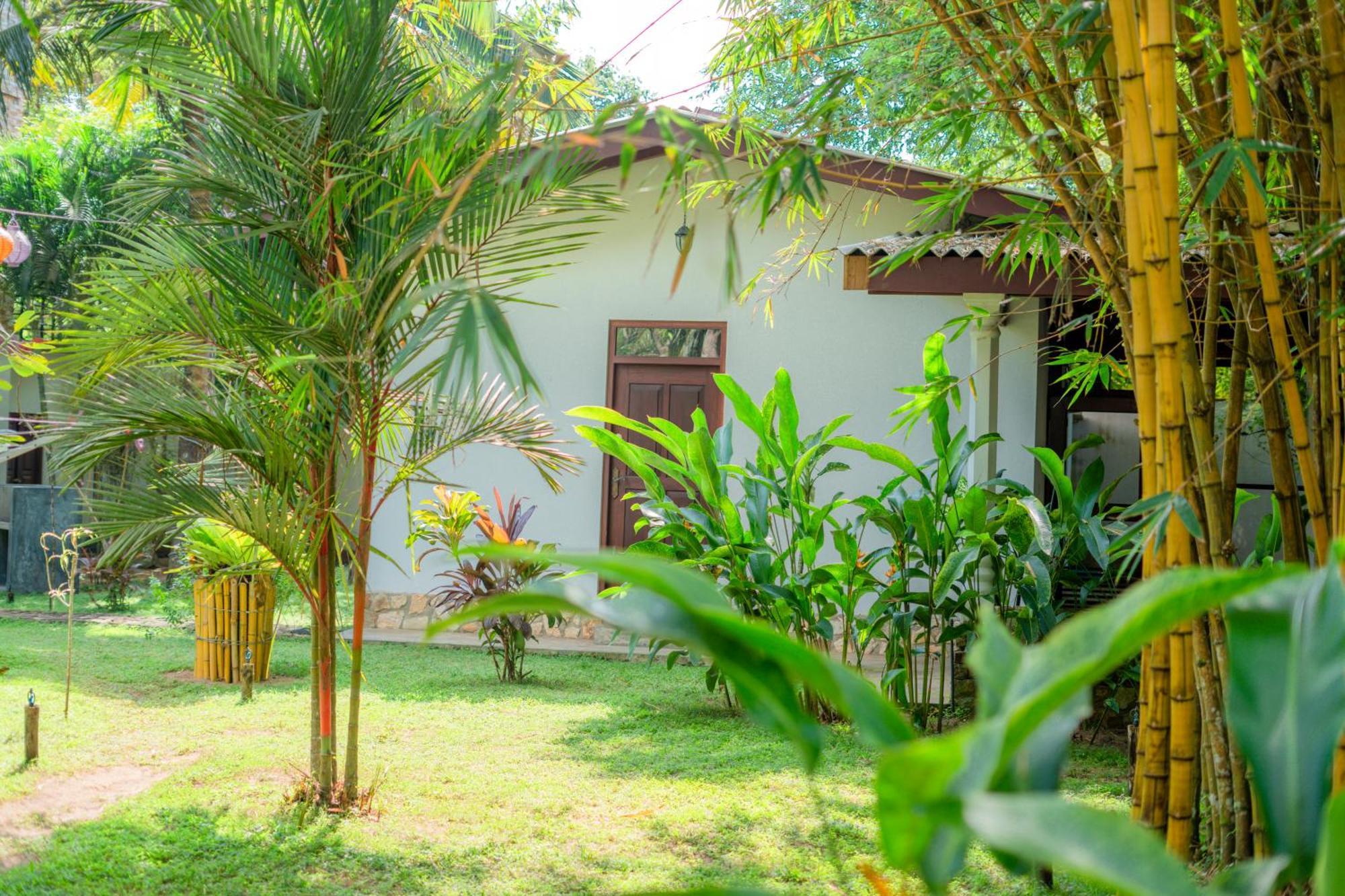 Villa Lanka Relax Hikkaduwa Eksteriør billede